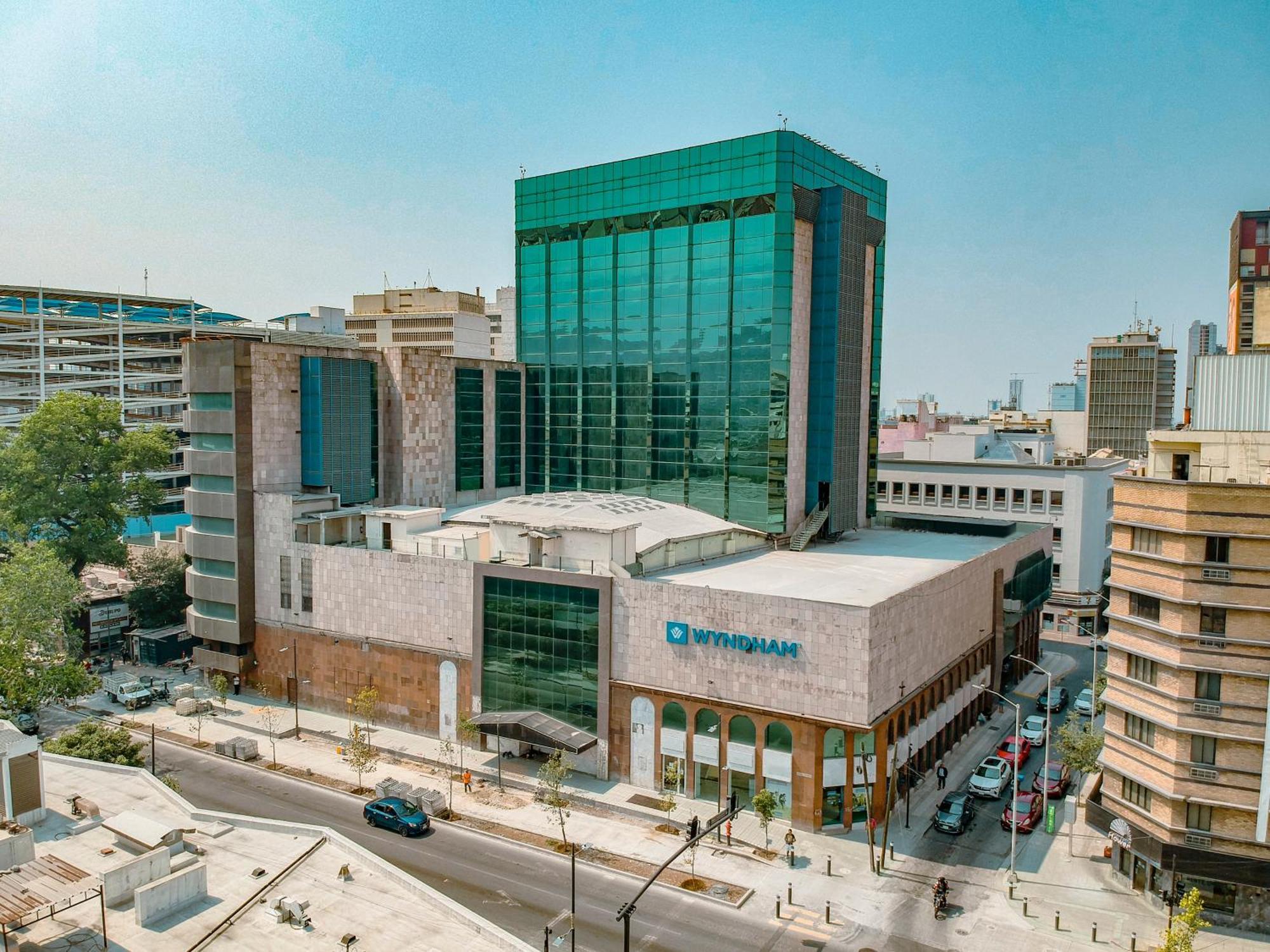 Wyndham Monterrey Ambassador Centro Hotel Exterior foto